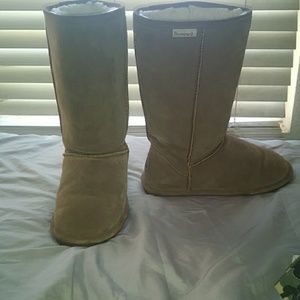 Bear paw boots